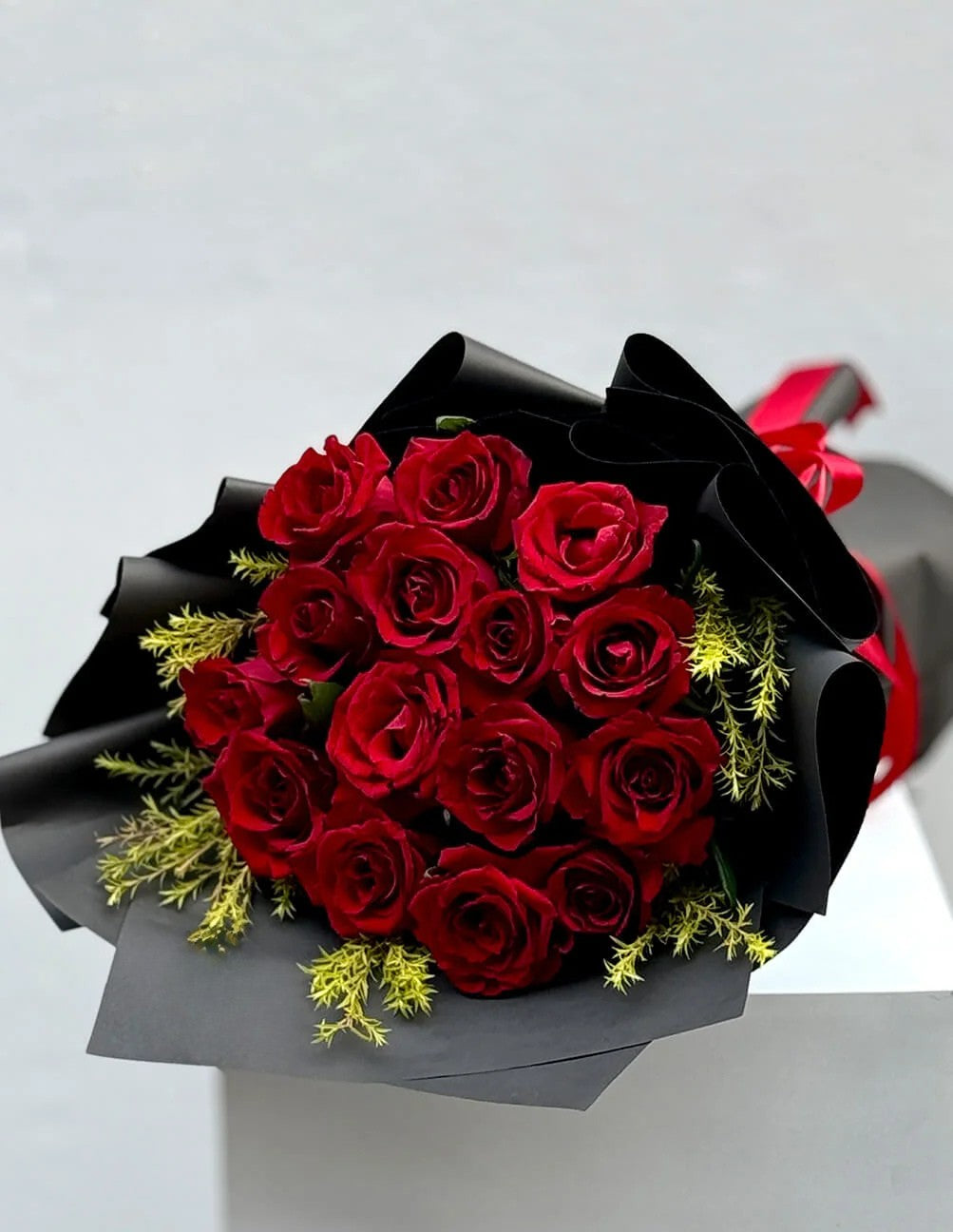 15 Roses Luxury Love Bouquet