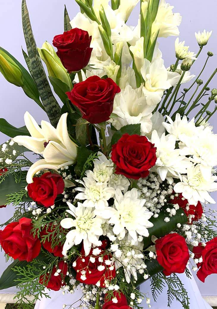 Floral Box: Crimson & Ivory